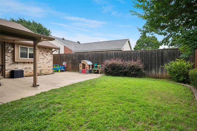 3017 Newcastle Court, Flower Mound, TX 75028