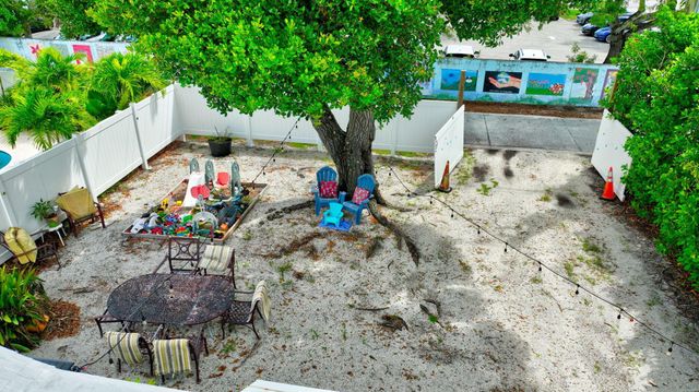 629 SE 4th Avenue, Delray Beach, FL 33483