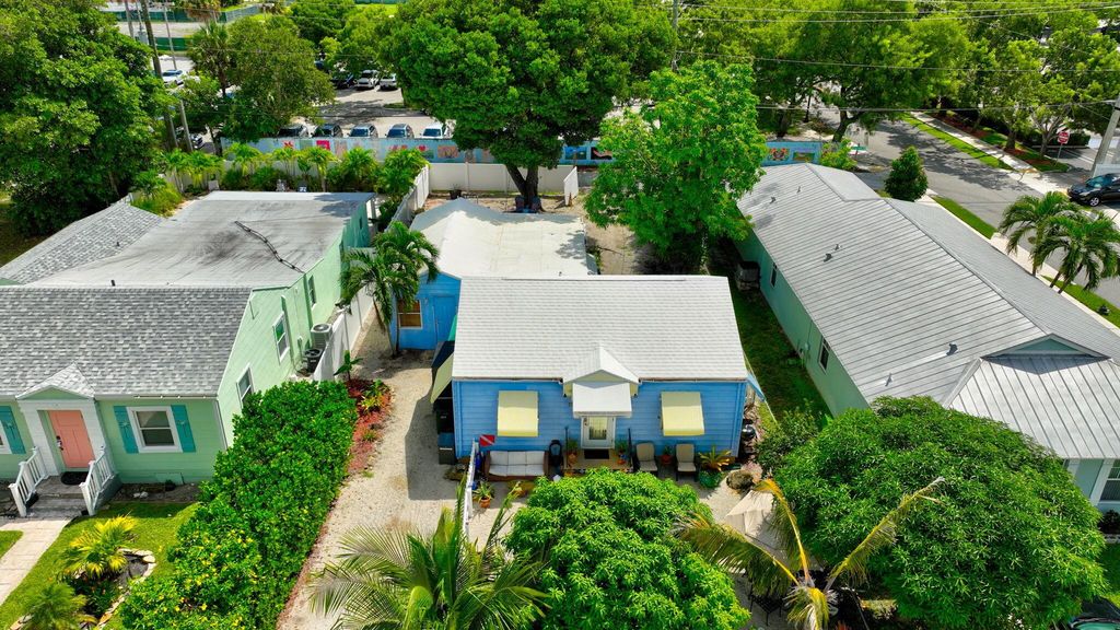 629 SE 4th Avenue, Delray Beach, FL 33483