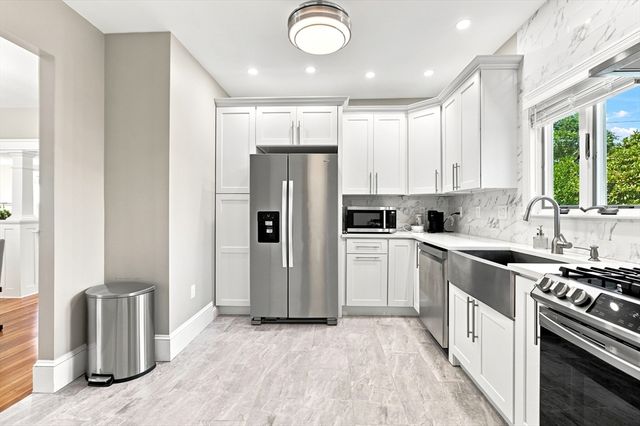 40 Lurton St, Quincy, MA 02169