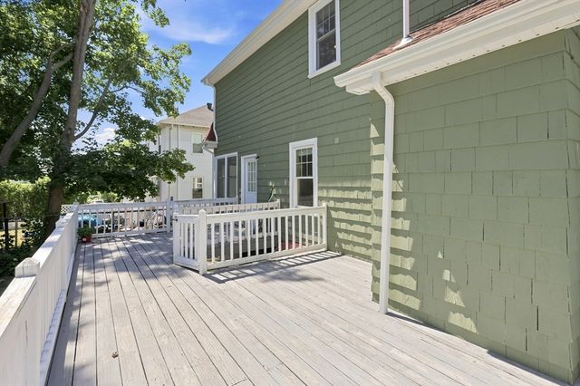 40 Lurton St, Quincy, MA 02169