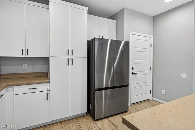 988 Via Panfilo Avenue, Henderson, NV 89011