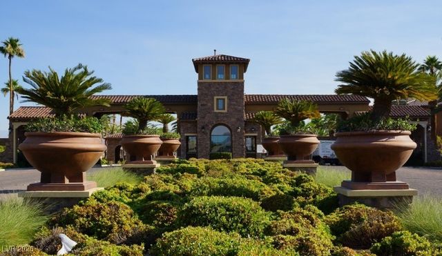 988 Via Panfilo Avenue, Henderson, NV 89011