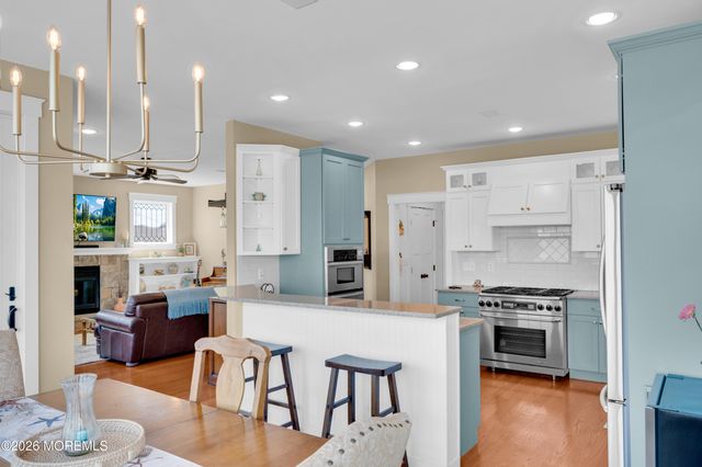 226 Bay Stream Drive, Toms River, NJ 08753