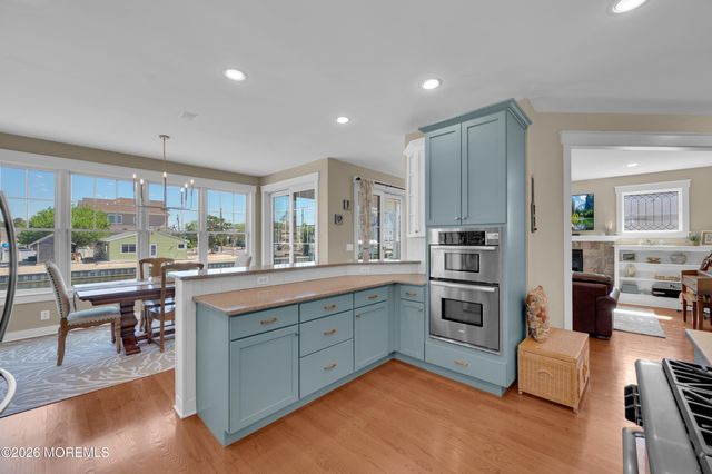 226 Bay Stream Drive, Toms River, NJ 08753
