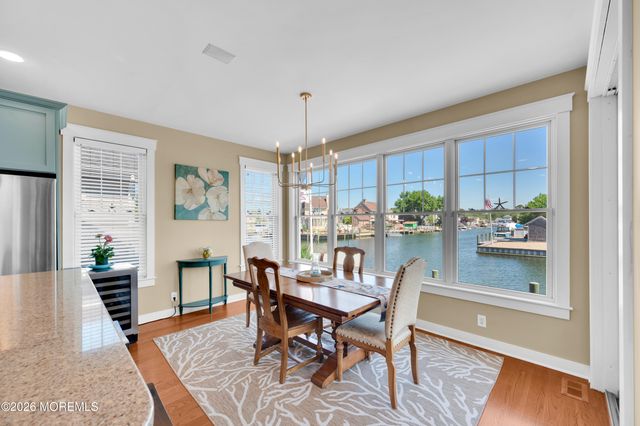 226 Bay Stream Drive, Toms River, NJ 08753