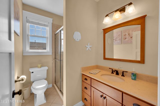 226 Bay Stream Drive, Toms River, NJ 08753
