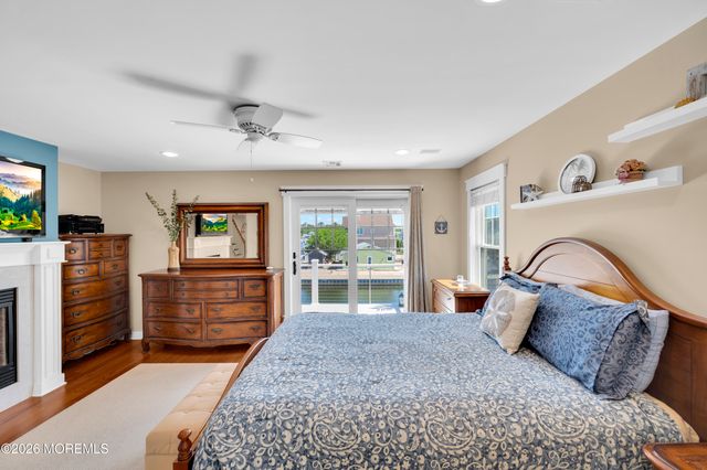 226 Bay Stream Drive, Toms River, NJ 08753