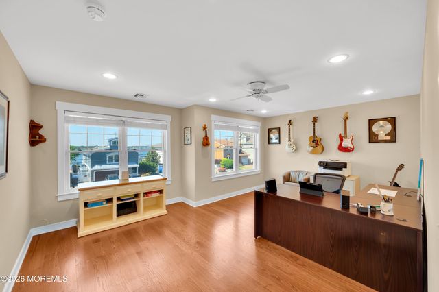226 Bay Stream Drive, Toms River, NJ 08753
