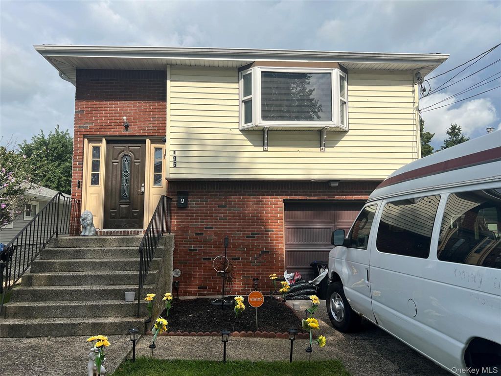 199 Stewart Avenue, Hempstead, NY 11550 — photo 2