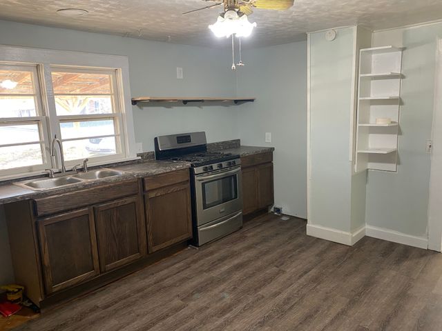 220 Finerty Dr, Hohenwald, TN 38462