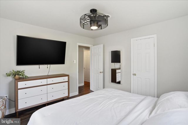 409 S ARTIZAN ST, Williamsport, MD 21795