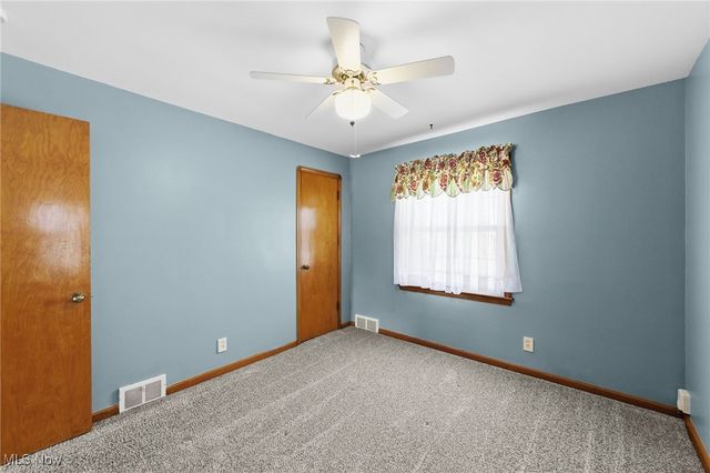 7503 Essen Avenue, Parma, OH 44129