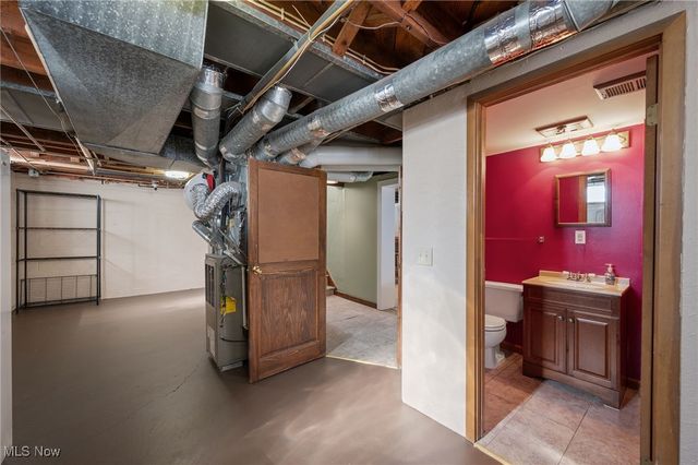 7503 Essen Avenue, Parma, OH 44129