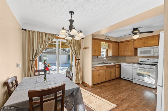 7503 Essen Avenue, Parma, OH 44129