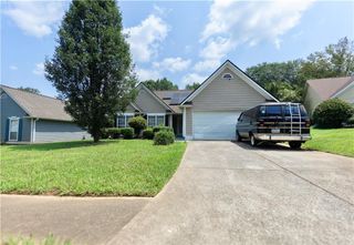 2805 Avalon Meadows Lane, Lawrenceville, GA 30044