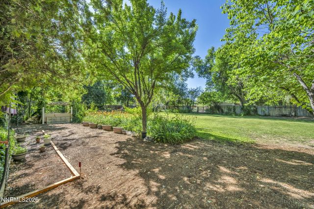 98 Tolas Place, Fallon, NV 89406