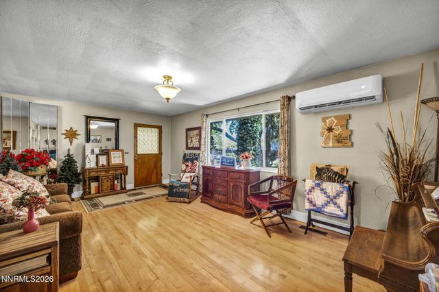 98 Tolas Place, Fallon, NV 89406