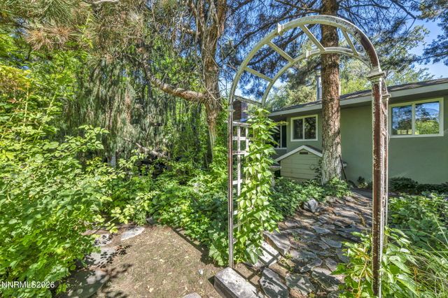 98 Tolas Place, Fallon, NV 89406