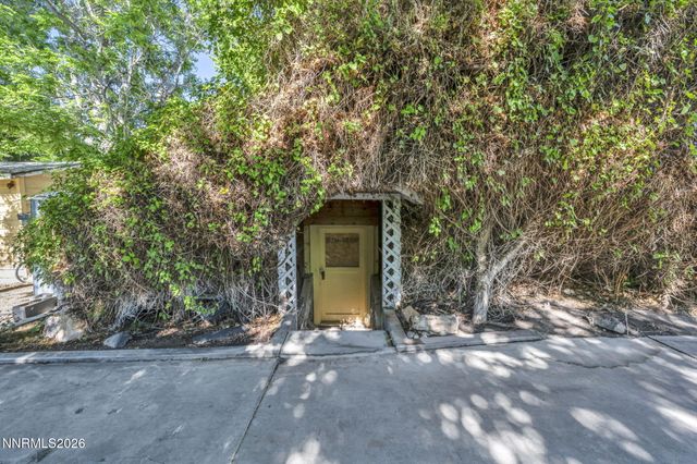 98 Tolas Place, Fallon, NV 89406
