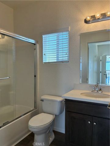 2767 W 1st 67, Santa Ana, CA 92703
