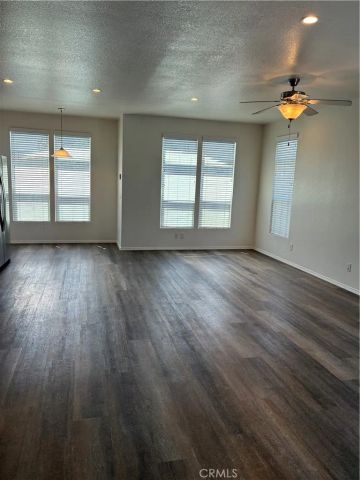 2767 W 1st 67, Santa Ana, CA 92703
