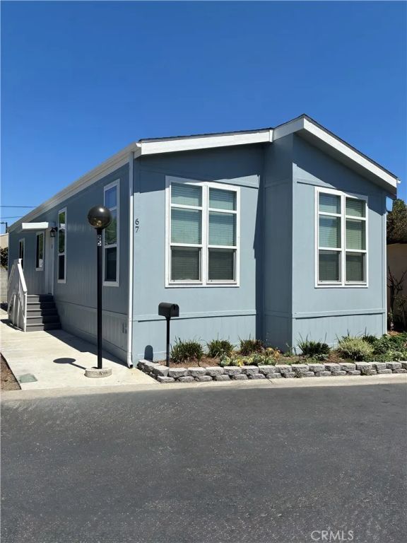 2767 W 1st 67, Santa Ana, CA 92703