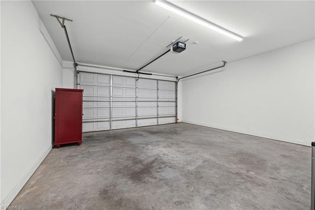 2071 Salisbury Square, Winston-salem, NC 27127