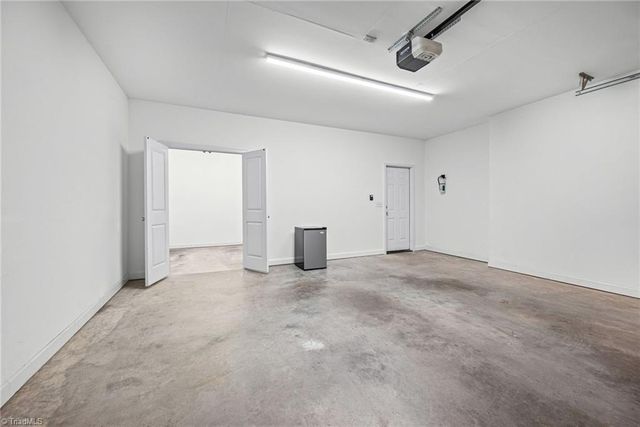 2071 Salisbury Square, Winston-salem, NC 27127