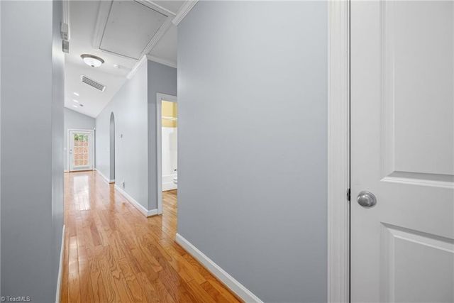 2071 Salisbury Square, Winston-salem, NC 27127