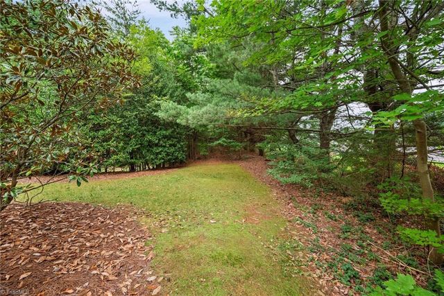 2071 Salisbury Square, Winston-salem, NC 27127