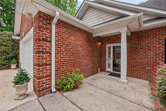 2071 Salisbury Square, Winston-salem, NC 27127