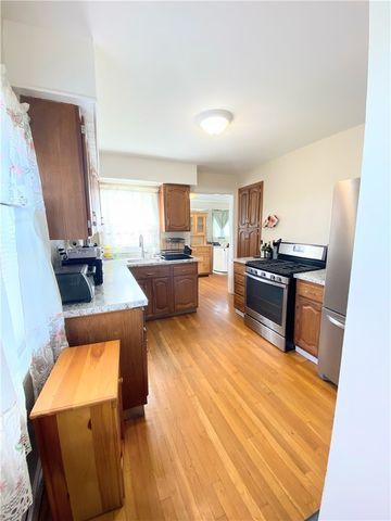 128 Fern Street, Warwick, RI 02889