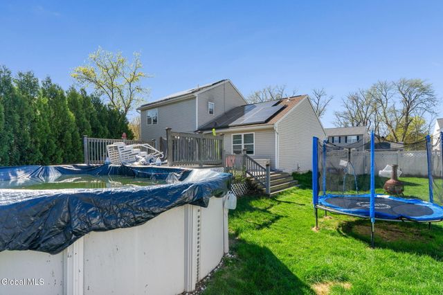 65 Wynantskill Way, Troy, NY 12180