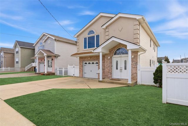 1100 Jefferson Place, Baldwin, NY 11510