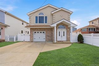 1100 Jefferson Place, Baldwin, NY 11510