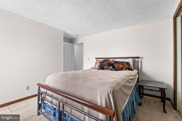 430 FAIRVIEW RD, Manheim, PA 17545