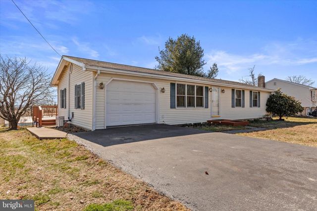 430 FAIRVIEW RD, Manheim, PA 17545