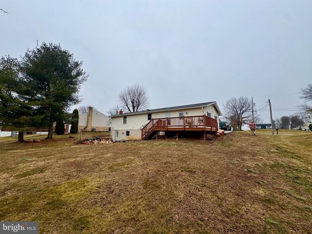 430 FAIRVIEW RD, Manheim, PA 17545