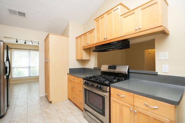9511 Charter Ridge Drive, Houston, TX 77070