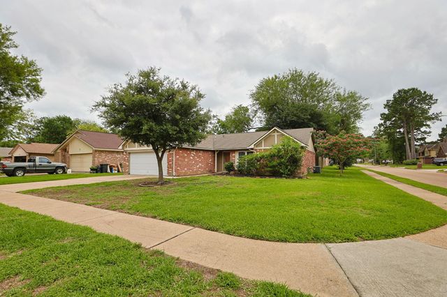 9511 Charter Ridge Drive, Houston, TX 77070