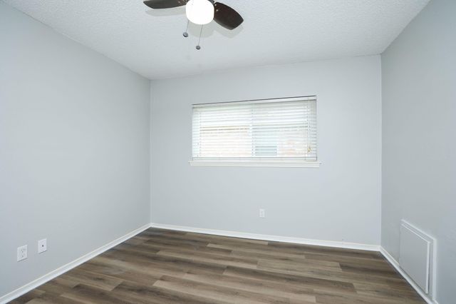9511 Charter Ridge Drive, Houston, TX 77070
