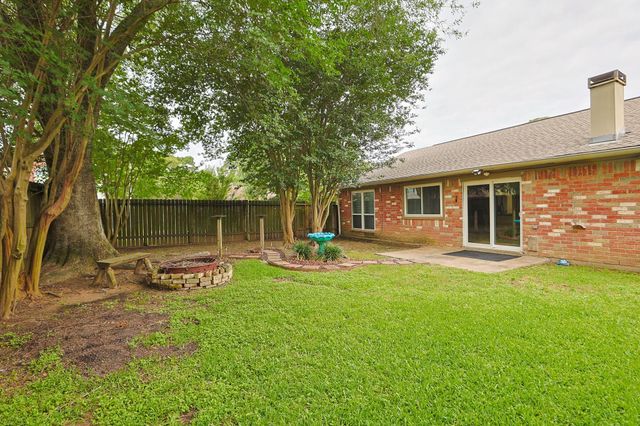9511 Charter Ridge Drive, Houston, TX 77070