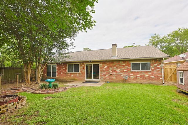 9511 Charter Ridge Drive, Houston, TX 77070