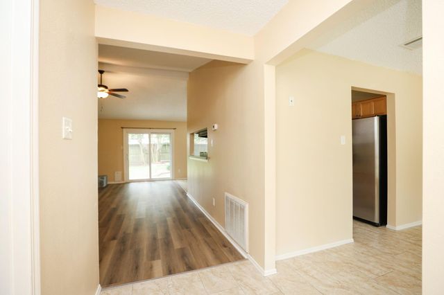 9511 Charter Ridge Drive, Houston, TX 77070