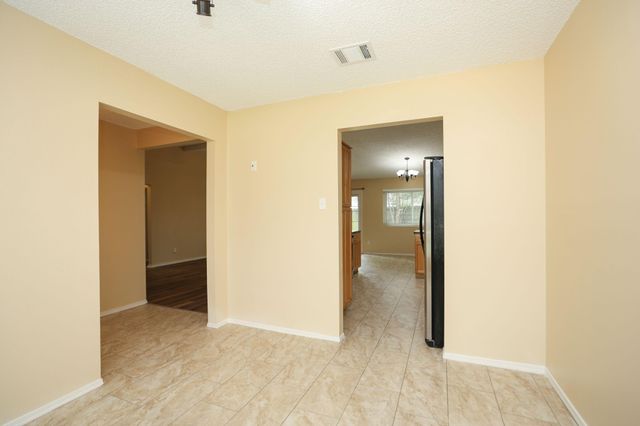 9511 Charter Ridge Drive, Houston, TX 77070