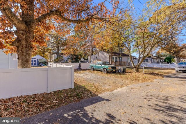 226 E NEW YORK AVE, Villas, NJ 08251