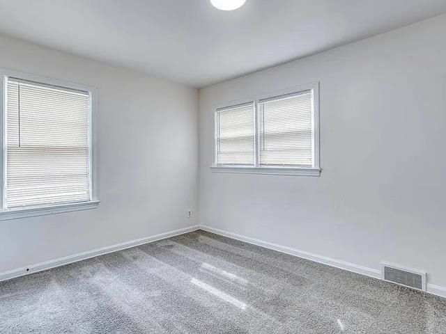 6142 E Harry St, Wichita, KS 67218