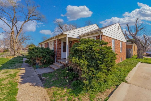 6142 E Harry St, Wichita, KS 67218