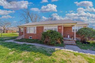 6142 E Harry St, Wichita, KS 67218